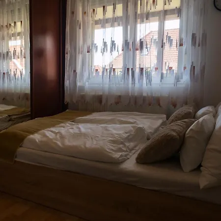 Iringo Apartman Eger